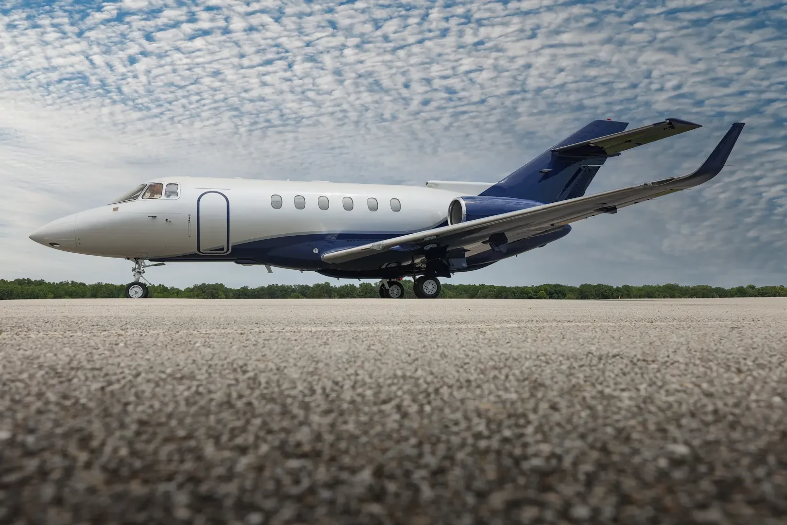 Hawker 900XP 2010 Aircraft Image Main