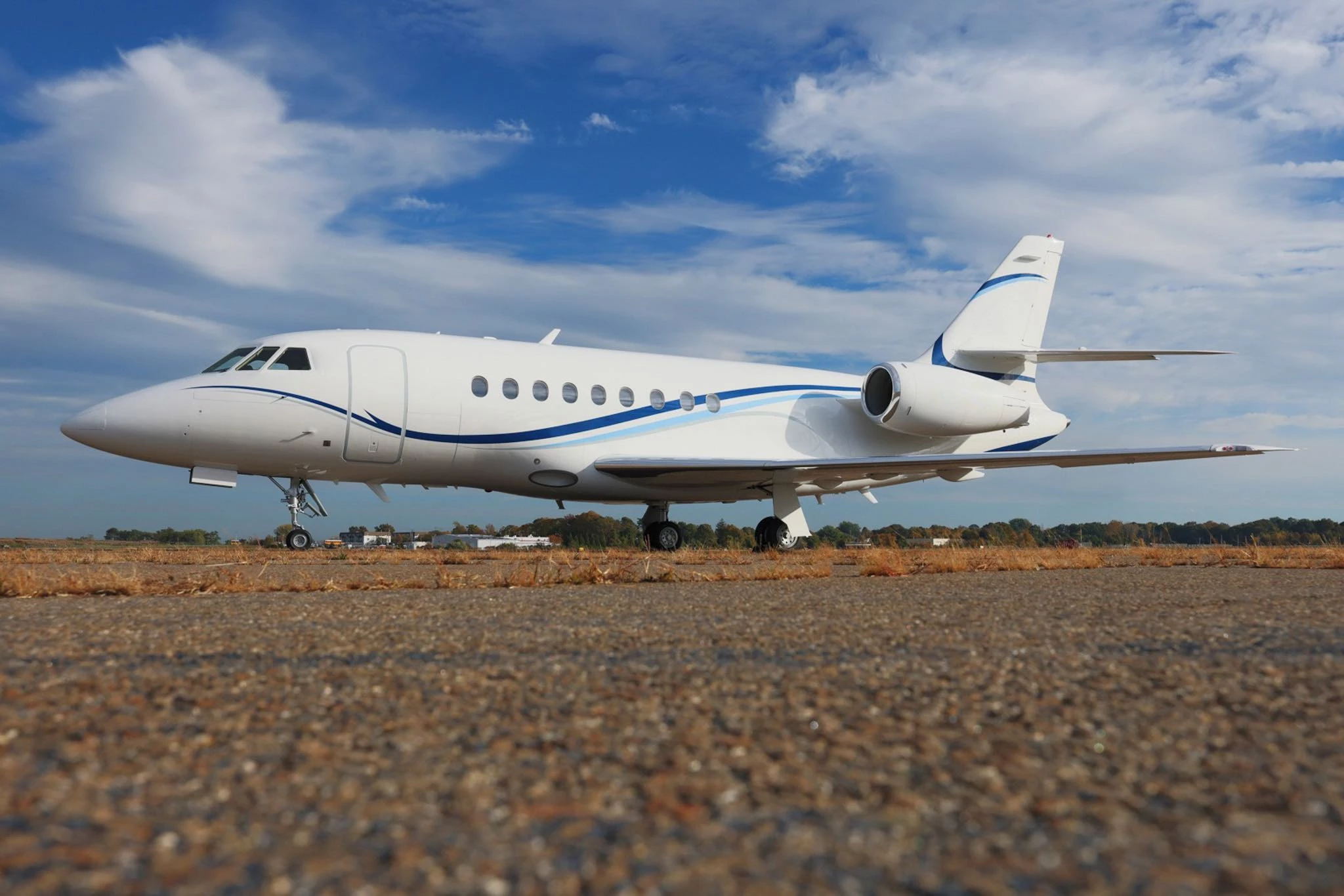 Dassault Falcon 200011609 Thumbnail
