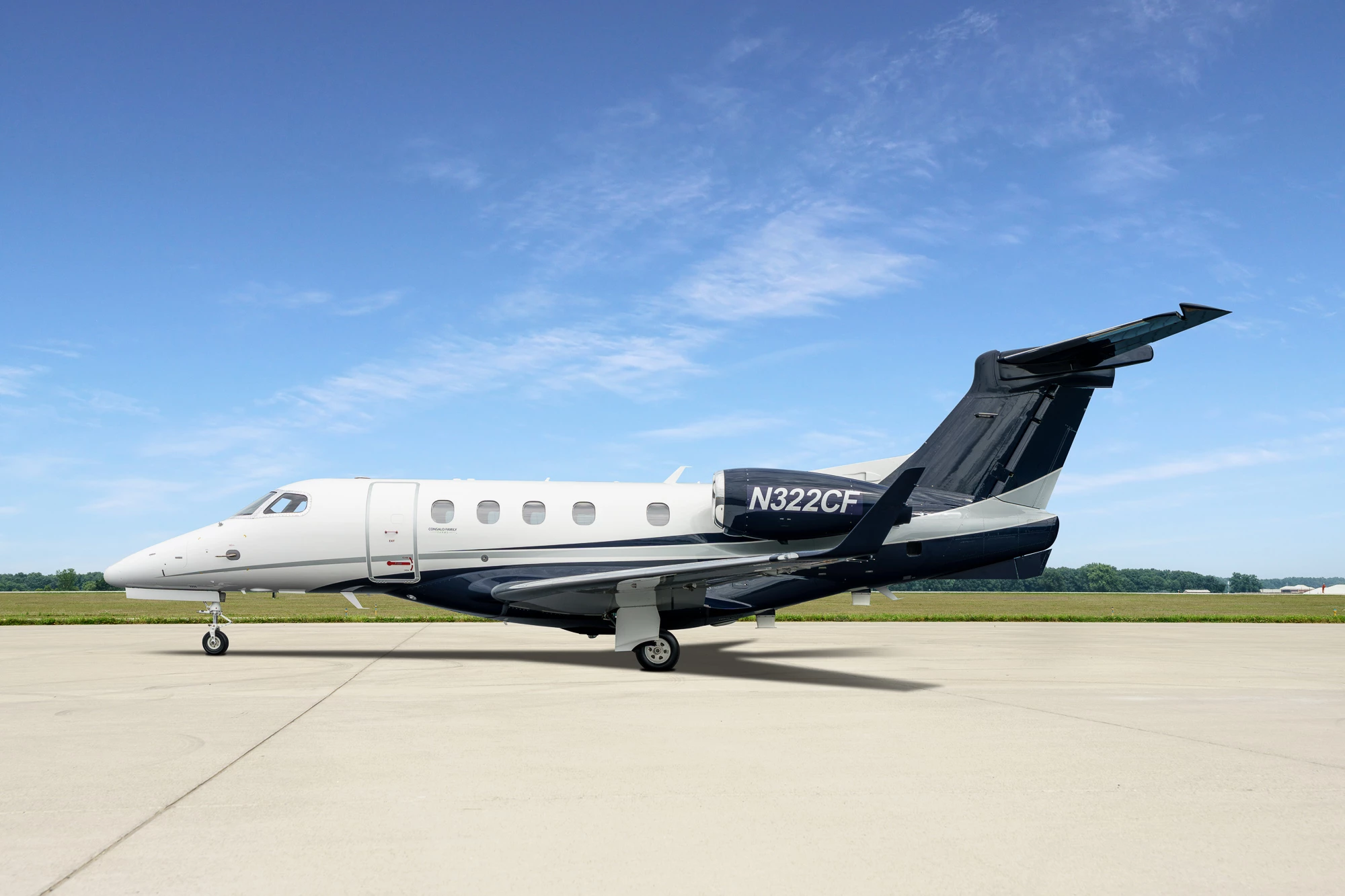Embraer Phenom 300E