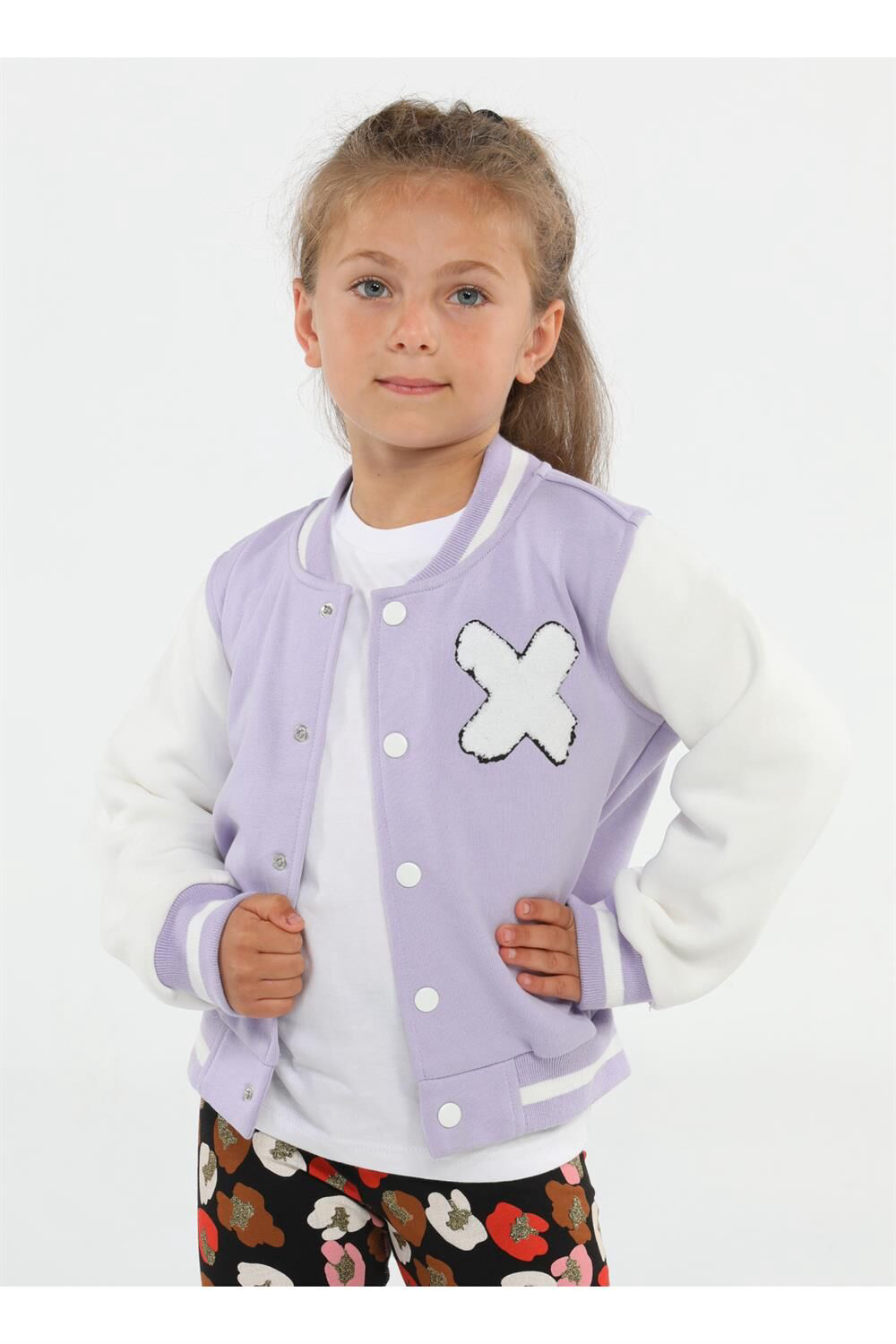 Children's jacket suitable for unisex - with a front zipper - winter