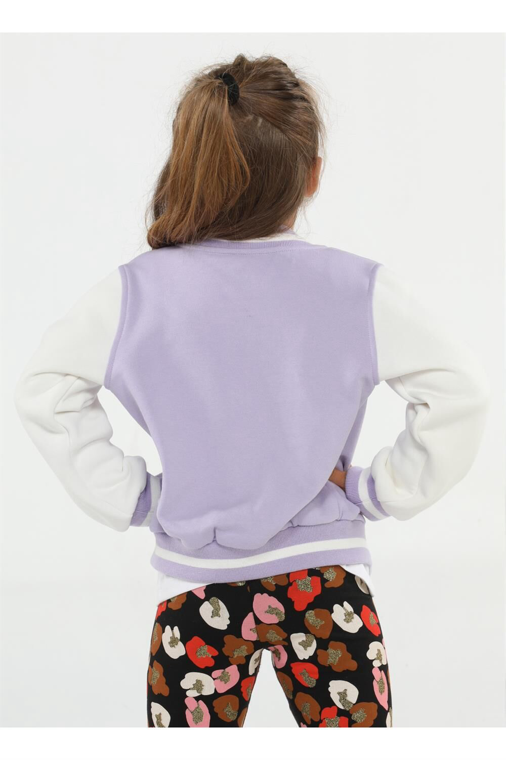 Children's jacket suitable for unisex - with a front zipper - winter
