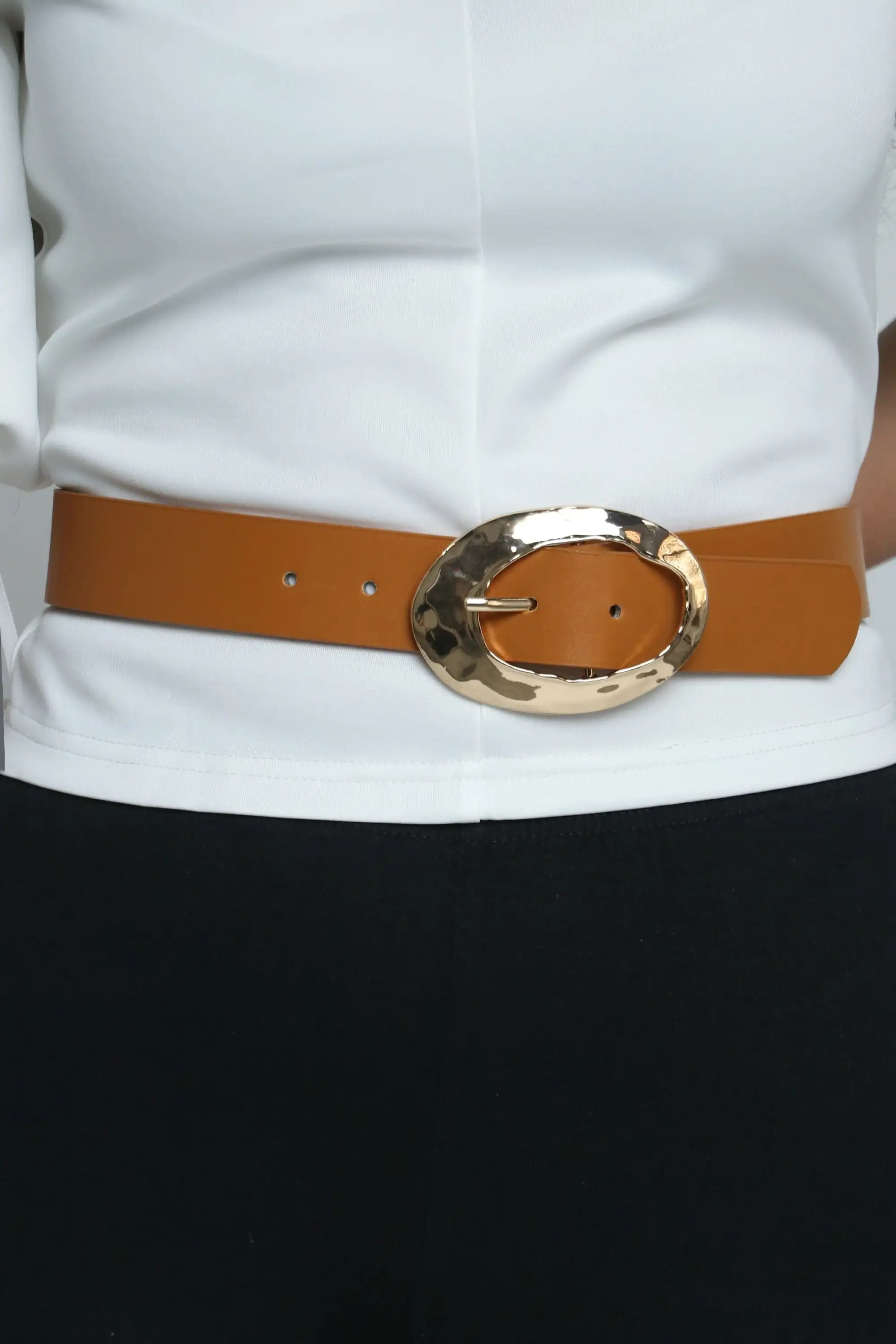 Round-buckle belt