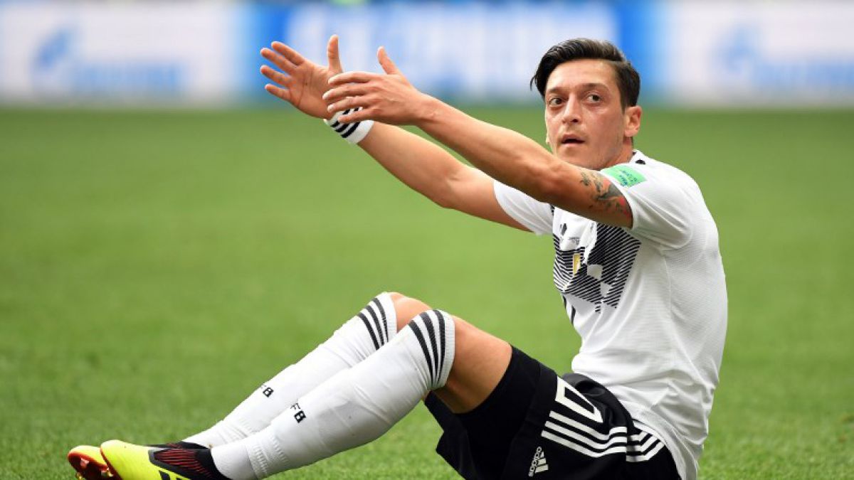 Mesut Ozil renuncia a la  selección de Alemania