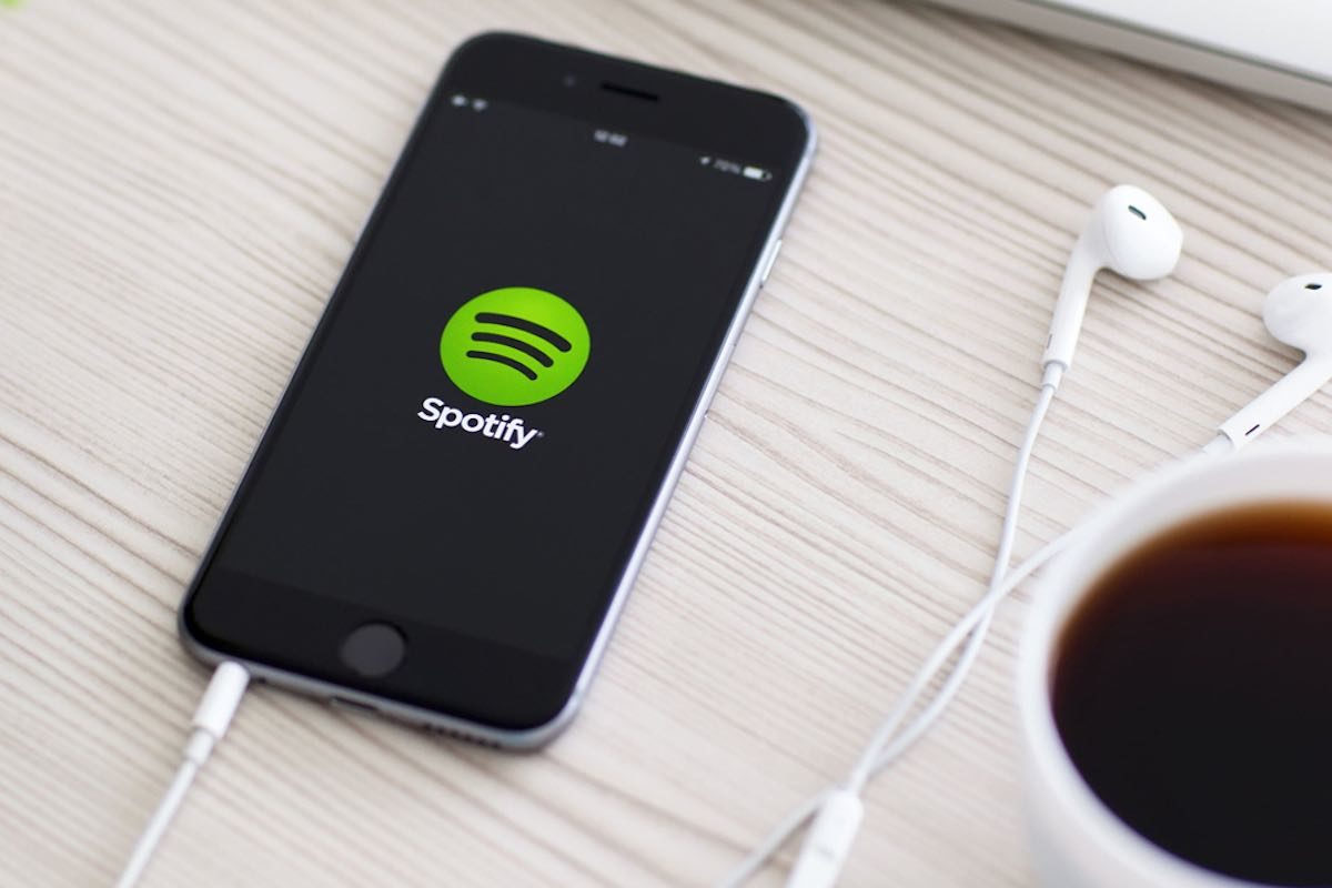 La plataforma multimedia Spotify habilitó una nueva opción para cantar al mismo tiempo que nuestros artistas favoritos.
