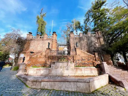 【智利-Santiago】聖地亞哥著名的旅遊景點 | 聖路濟亞山 | Cerro Santa Lucia | Dream Scenery 兔小璐