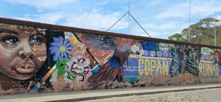 流浪中南美--洪都拉斯Copan馬雅遺址與加勒比海潛水