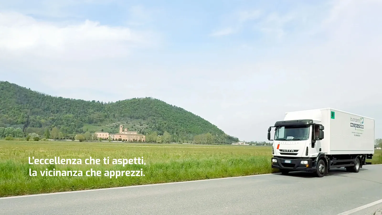 Immagine del furgone di Lavanderia Campesato per le strade dei Colli Euganei