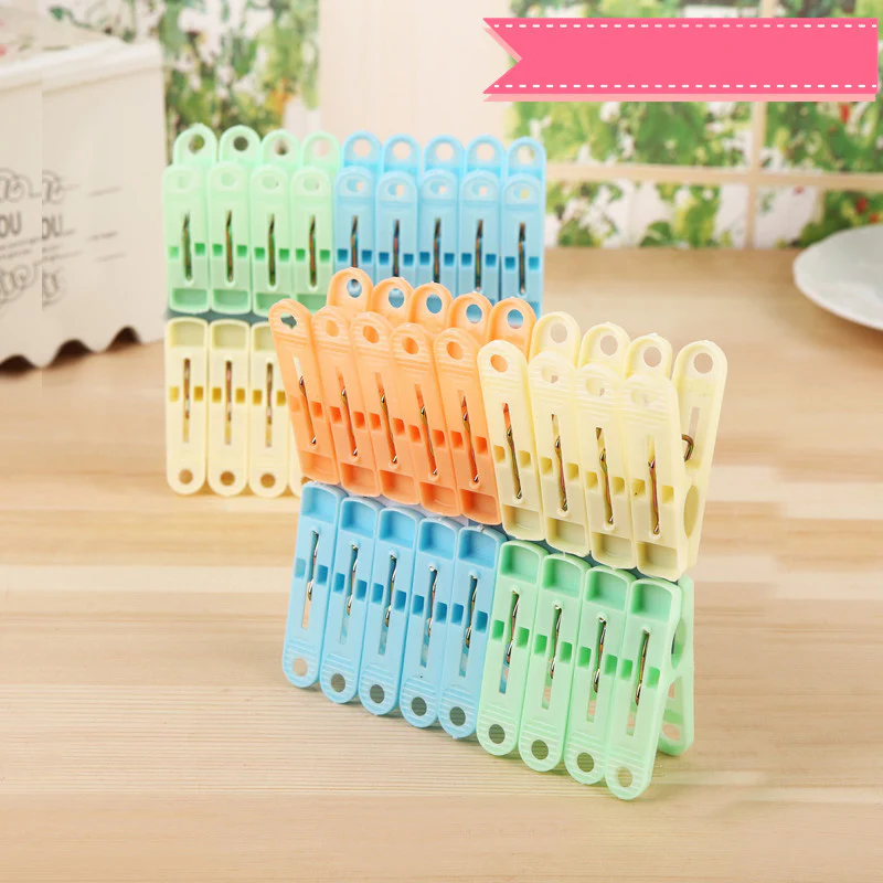 NO BRAND HIGH QUALITY 20 PCS PACK EASY TO USE HANGING CLIPS MADE OF PLASTIC MULTI-COLOURS USE OF HAND WASHED CLOTHES
