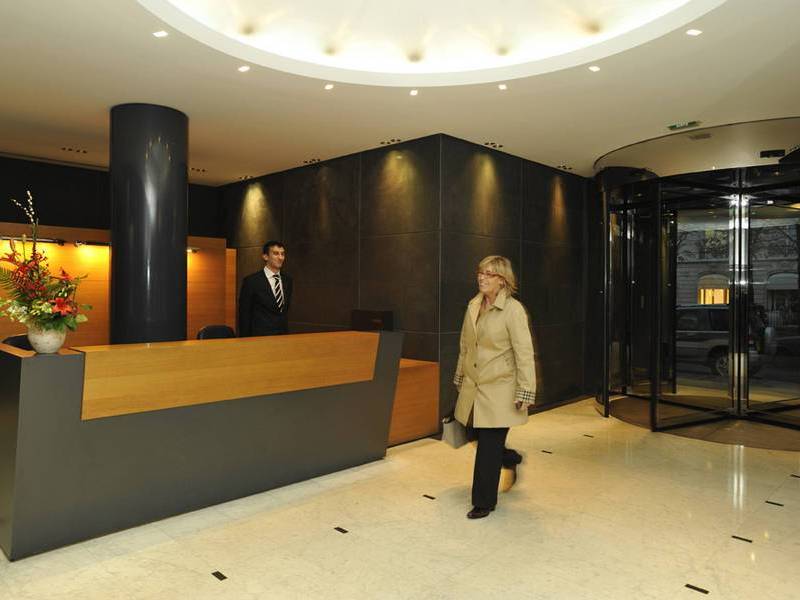 42 avenue Montaigne Premium Business Centers for Rent in