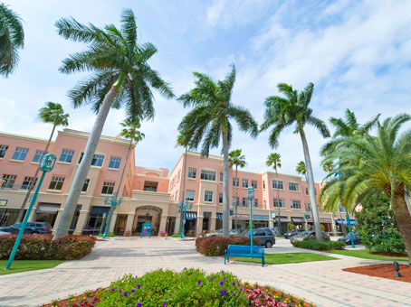 Plaza Real: Boca Raton, Florida