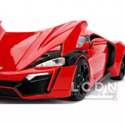 Fast and Furious 7 2014 Lykan Hypersport with Lights & Dominic Toretto Figure 31140 1/18