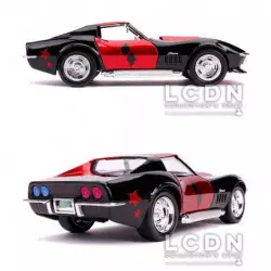 DC Comics 1969 Chevy Corvette Stingray métal 31196 1/24 avec figurine Harley Quinn
