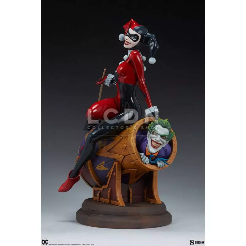 DC Comics Statue Diorama Harley Quinn et Le Joker 35cm