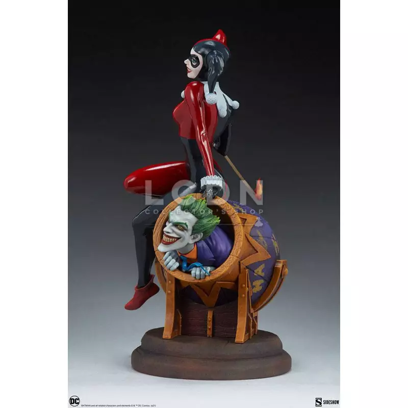 DC Comics Statue Diorama Harley Quinn et Le Joker 35cm