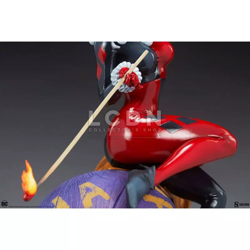 DC Comics Statue Diorama Harley Quinn et Le Joker 35cm