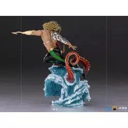 DC Comics Statue 1/10 Deluxe Art Scale Aquaman 26cm