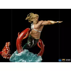 DC Comics Statue 1/10 Deluxe Art Scale Aquaman 26cm