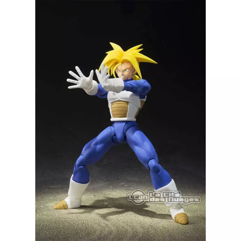Dragon Ball Z S.H. Figuarts Super Saiyan Trunks action figurine 14 cm