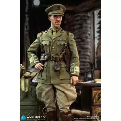WWI British Officer Collectible Action Figure 1/6 Colonel Mackenzie + Desk Diorama Set  DID B11012 (not mint box) + E60062