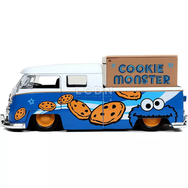 Sesame Street Replica Cookie Monster with 1962 Volkswagen Bus with sounds diecast1/24