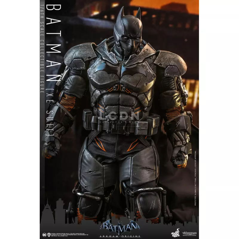 Hot Toys VGM52 Batman Arkham Origins Collectible Action Figure 1/6 Batman (XE Suit) 33cm