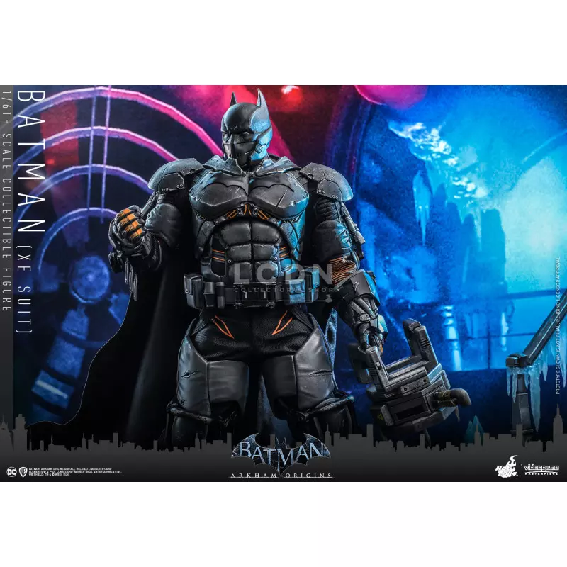 Hot Toys VGM52 Batman Arkham Origins Collectible Action Figure 1/6 Batman (XE Suit) 33cm