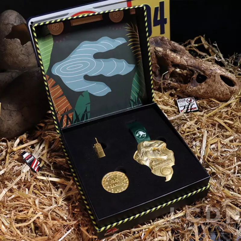 Jurassic Park Replica Park Ranger Division Premium Box
