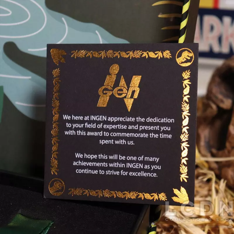 Jurassic Park Replica Park Ranger Division Premium Box