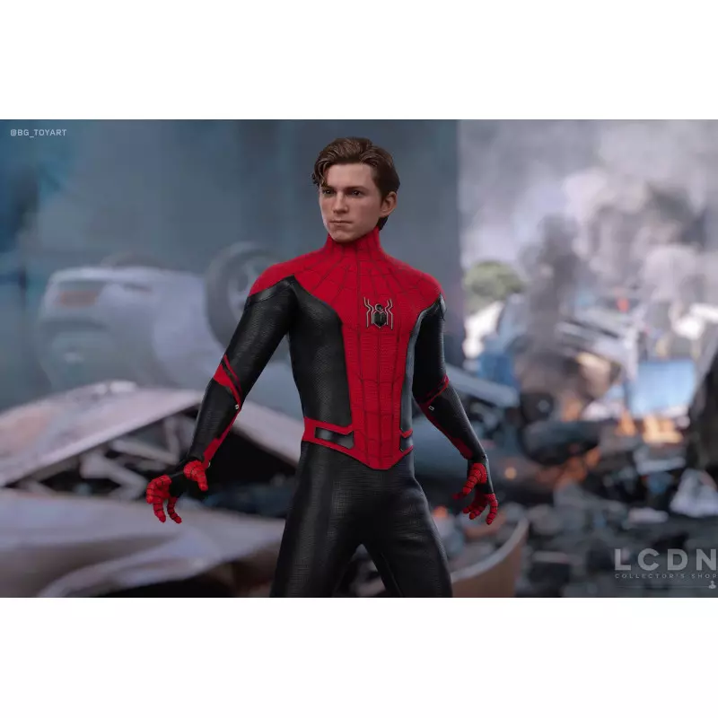 Hot Toys MMS542 Spider-Man: Far From Home Spider-Man Upgraded Suit Tom Holland 1/6 Collectible Figurine 28.5cm (Boite Scellé)