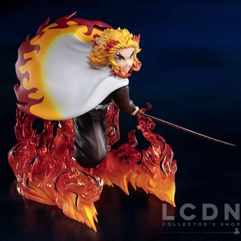 Demon Slayer Kimetsu no Yaiba Figuarts ZERO Statue Kyojuro Rengoku Flame Hashira 15cm