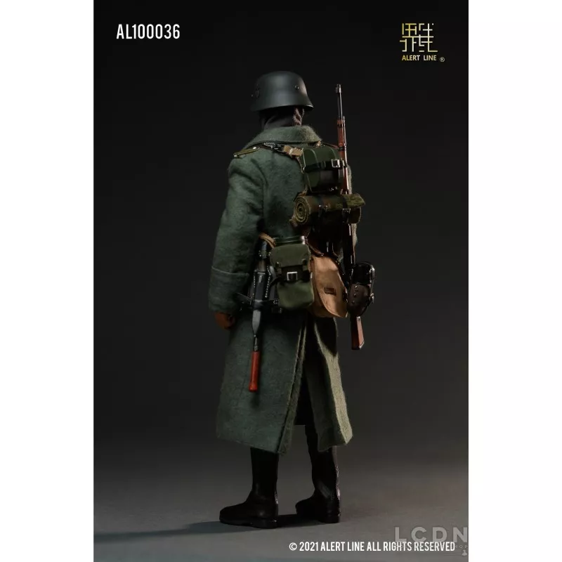 WWII German Army Soldier Collectible Action Figure 1/6 Alert Line