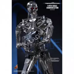 Hot Toys QS002 1/4 Terminator Endoskeleton Limited Edition Collectible Figure 47cm (Displayed model)