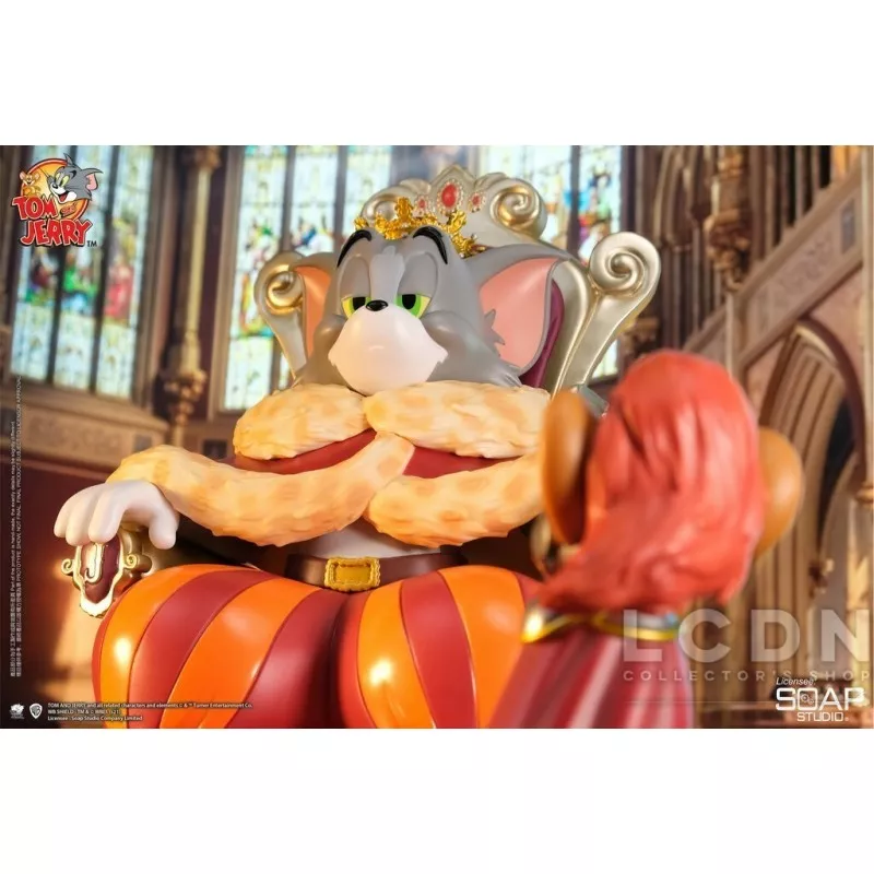 Tom &amp; Jerry Statue Royal Court Tom 31cm
