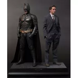 The Dark Knight Statue 1/3...