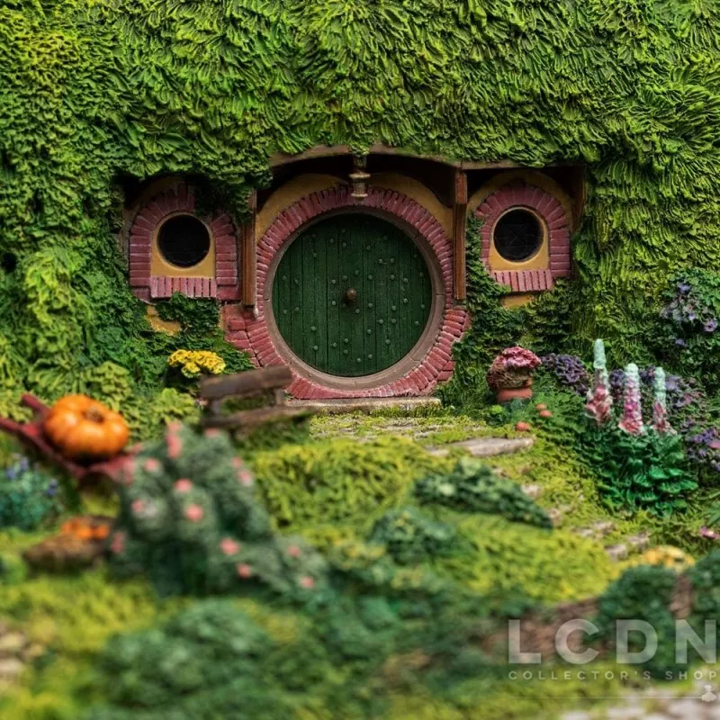 Le Seigneur des Anneaux (The Lord of the Rings) Statue Bag End on the Hill Limited Edition 58cm