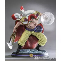 ONE PIECE Capitaine Edward Newgate Barbe Blanche HQS Statue 42cm