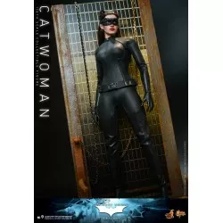 Hot Toys MMS627 The Dark Knight Trilogy Collectible Action Figurine 1/6 Catwoman 29cm