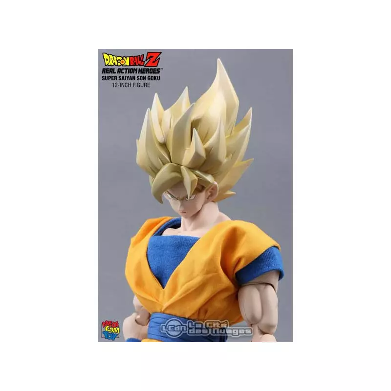 Dragon Ball Z Son Goku Super Saiyan 12 30cm RAH Collectible