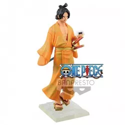 One Piece statue PVC...