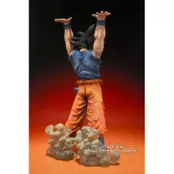 Figuarts Zero Dragon Ball Z Son Goku Spirit Bomb Ver. PVC Statue 15cm (boite scellée)