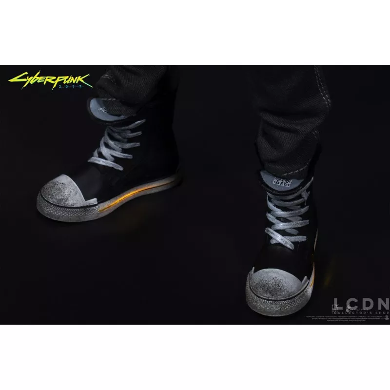 Cyberpunk 2077 Ultimate Bundle V Femme &amp; Masculine 1/6 Pack de 2 Collectible Action Figurines avec Moto Sportive Yaiba Kusanagi