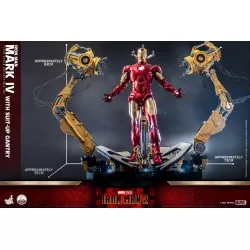 Hot Toys QS021 Iron Man 2 Collectible Action Figurine 1/4 Iron Man Mark IV with Suit-Up Gantry 48-63cm