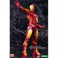Marvel Comics ARTFX+ 1/10 Iron Man Red Color Variant (Avengers Now) PVC Statue 21 cm