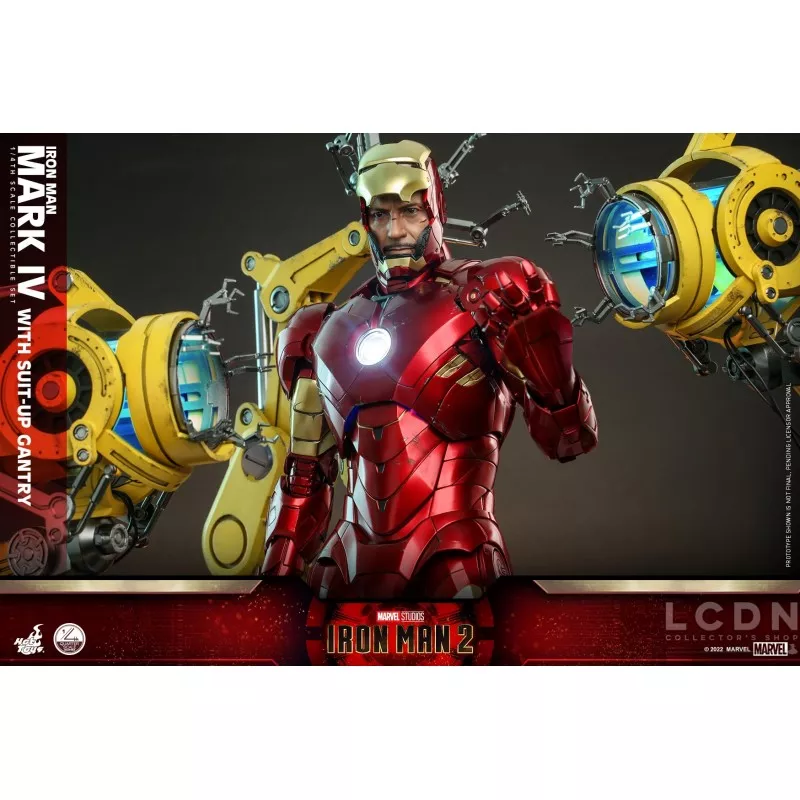 Hot Toys QS021 Iron Man 2 Collectible Action Figurine 1/4 Iron Man Mark IV with Suit-Up Gantry 48-63cm