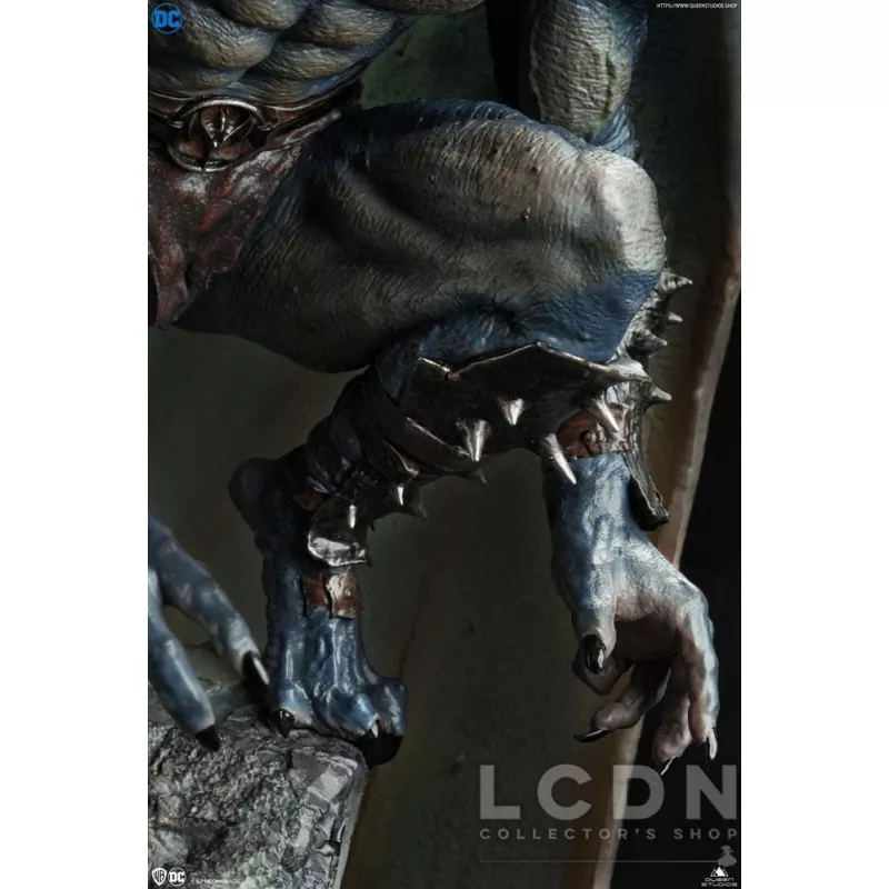 DC Comics Statue 1/4 Bloodstorm Batman Premium Edition 72cm