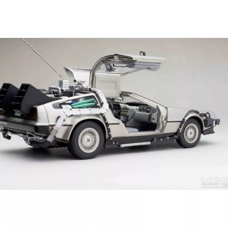 Voiture Miniature DELOREAN 1 RETOUR VERS LE FUTUR I en Métal au 1/18