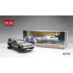 Back to the Future Part II DeLorean Time Machine 1/18