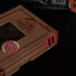 Jurassic Park Lingot de collection Mosquito in Amber Limited Edition 7cm