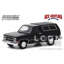 Greenlight Hollywood Ace Ventura, détective chiens et chats (Ace Ventura: Pet Detective) 1989 Chevrolet Blazer 44880 1/64