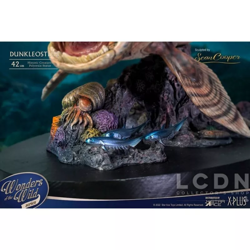 Wonders of the Wild Statue Dunkleosteus Deluxe Version 42cm